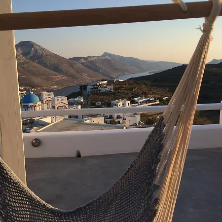 Διαμέρισμα Plori And *