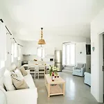 Plori And Apartamento Aegiali