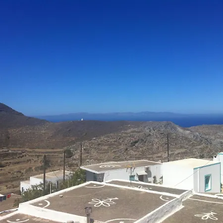 Plori And Apartment Aegiali
