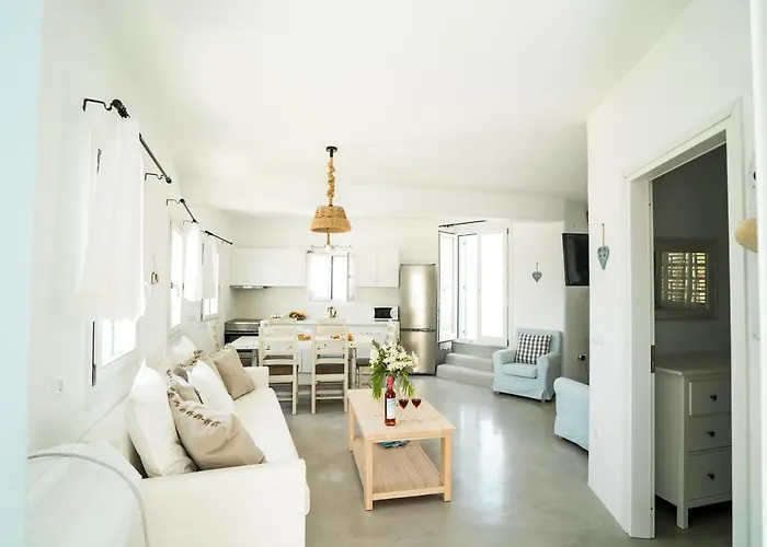 Plori And Lejlighed Aegiali