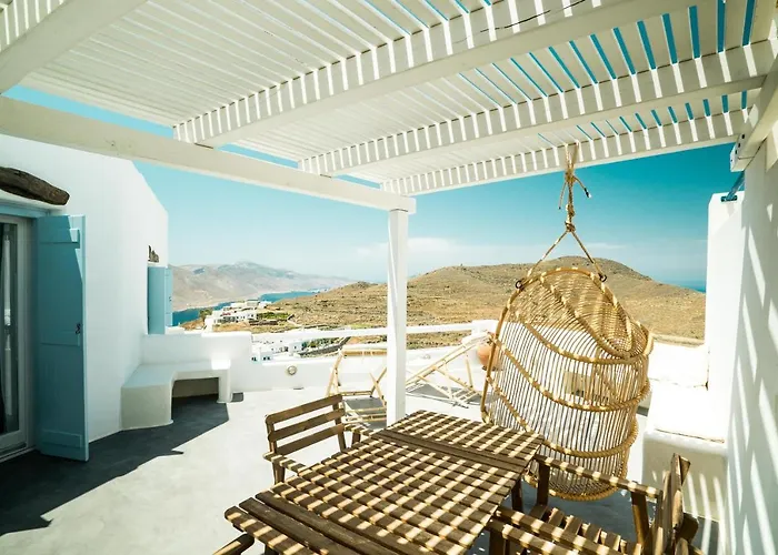 Plori And Lejlighed Aegiali